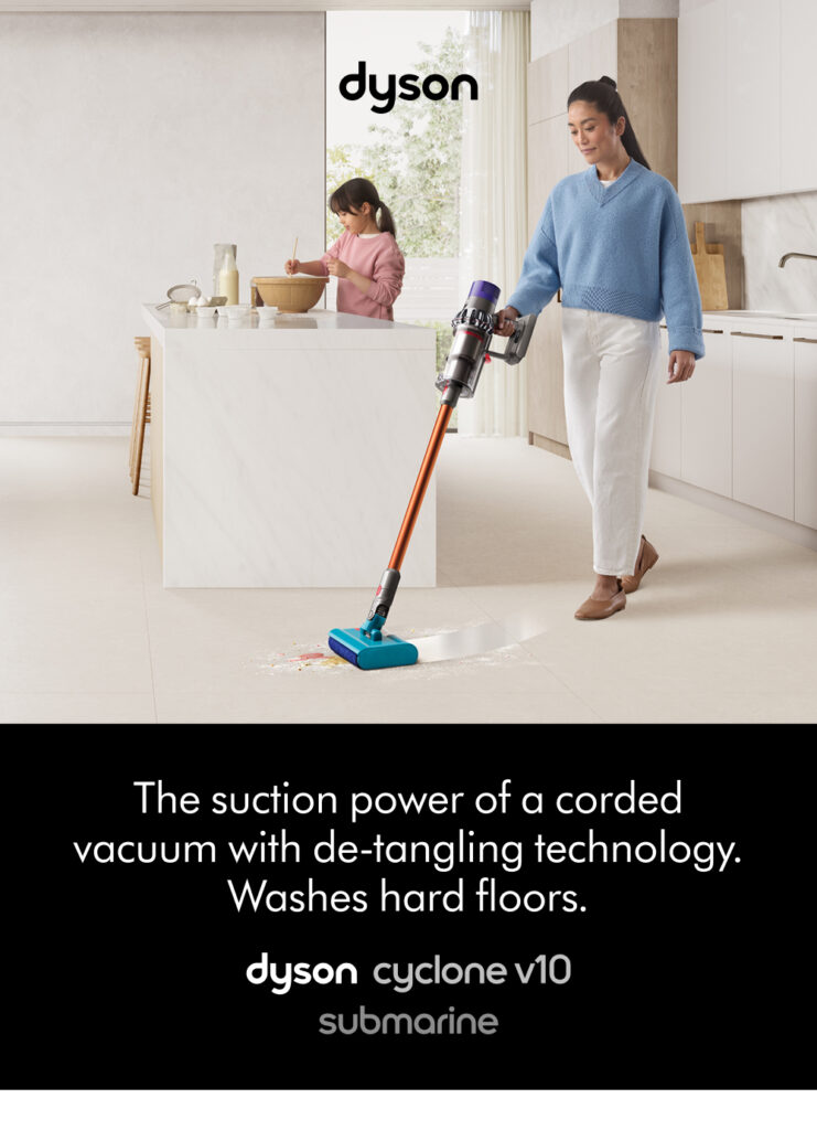 V10 Cyclone Submarine (594446-01) + Furniture Cleaning Kit Retail (972204-01)